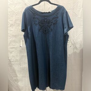 Old Navy Dark Blue Embroidered Short-Sleeve Midi Dress